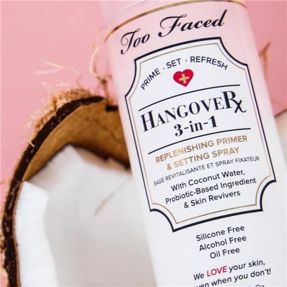 Too Faced Hangover 3-in-1 Primer & Setting Spray |Long Lasting + Hydrating - Picture 3 of 6